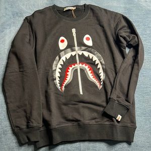 A Bathing Ape Sweater NEW!